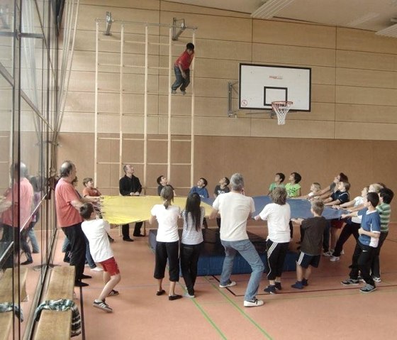 Sporthalle, © Nordeifel Tourismus GmbH & Jugendhof Finkenberg