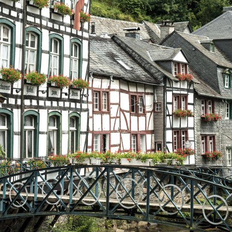 Monschau - Historische Altstadt mit Fachwerk, © vennbahn.eu