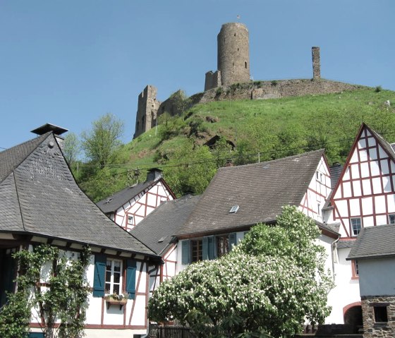 Monreal Blick zur Burg, © Foto: Ingo Becker, Quelle: Touristik-Büro Vordereifel