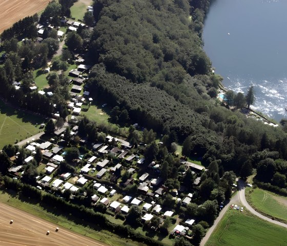 Feriendorf von oben, © Feriendorf Pulvermaar, Frank Fetten