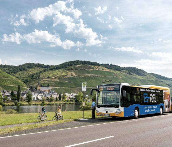 Bus, © Rheinland-Pfalz Tourismus GmbH/ Dominik Ketz