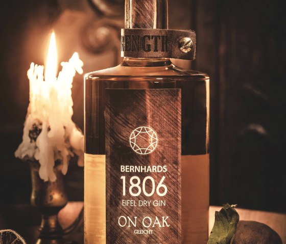 On Oak Gin Bernhards 1806, © Bernhard Zender