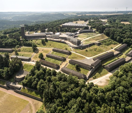 Blick auf das Gelände von Vogelsang IP, © Eifel Tourismus GmbH, Dominik Ketz