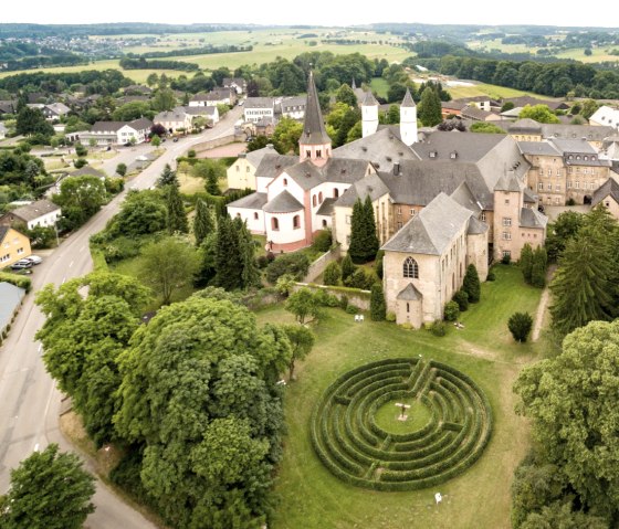 Start der Eifelsteig-Etappe 6: Kloster Steinfeld, © Eifel Tourismus GmbH, D. Ketz