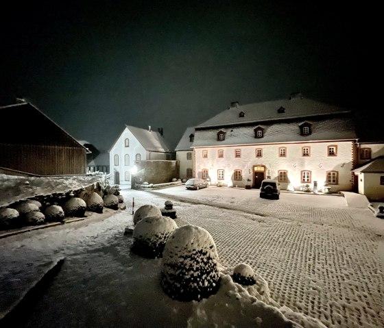 Winter, © Nordeifel Tourismus GmbH & Burghaus und Villa Kronenburg