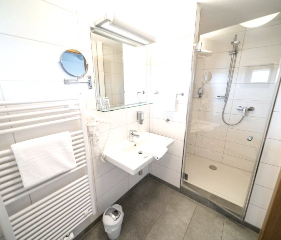 Badezimmer Einzelzimmer Superior, © Hotel Rieder