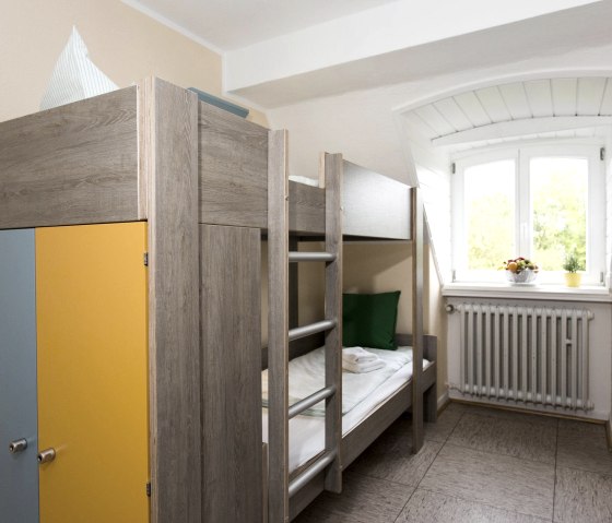 Mehrbettzimmer-Beispiel, © Nordeifel Tourismus GmbH & Jugendherberge Bad Münstereifel