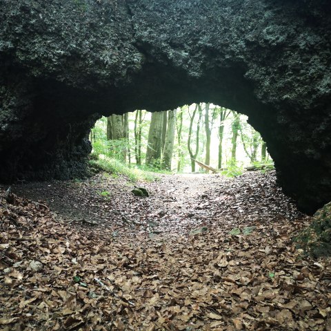 Lavagrotte auf dem Ernstberg, © GesundLand Vulkaneifel