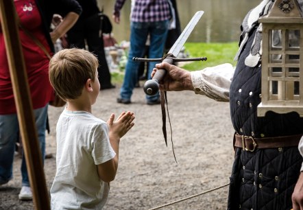 Kinderritter auf Burg Satzvey, © Mike Göhren - Der Fotoschmied