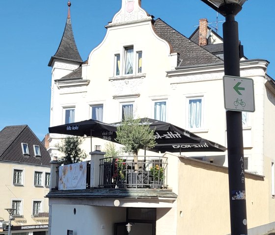 Terrasse direkt am Maare Mosel Radweg, © Café Z Wittlich