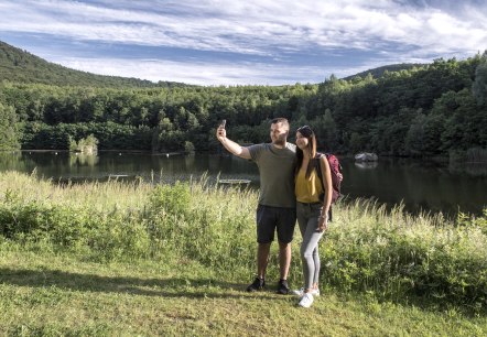 Selfie am Kufter Waldsee, © Kappest/Vulkanregion Laacher See