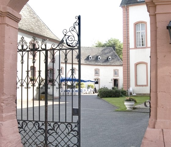 Kasteel Bollendorf - Poort, © Felsenland Südeifel Tourismus GmbH