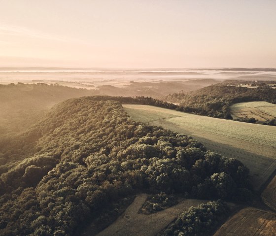 Sonnenaufgang im Elzbachtal, © Schieferland Kaisersesch