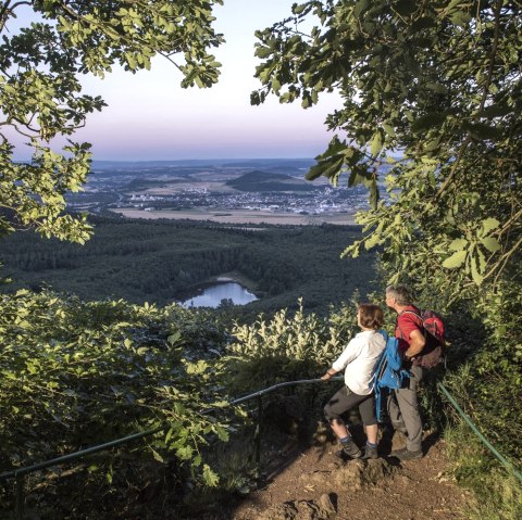 Panoramablick von der Teufelskanzel, © Kappest/Vulkanregion Laacher See