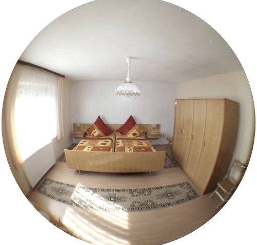 Schlafzimmer mit Doppelbett & Zustellbett, © Daheim
