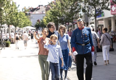 Mit Schutzmann Wölk unterwegs, © Eifel Tourismus GmbH, Tobias Vollmer