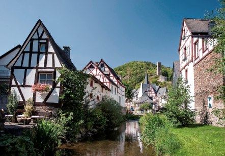 Blick von der Brücke ins Fachwerkdorf, © Kappest Remet