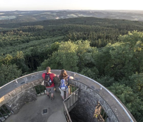 Hohe Acht mit dem Kaiser-Wilhelm-Turm, © Kappest/CG Adenau