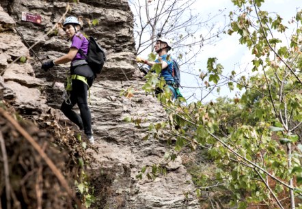 Burgenklettersteig Manderscheid Bild: phormat.de Quelle: GesundLand Vulkaneifel Lizenz: CC BY-SA