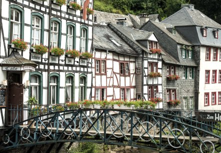 Monschau - Historische Altstadt mit Fachwerk, © vennbahn.eu