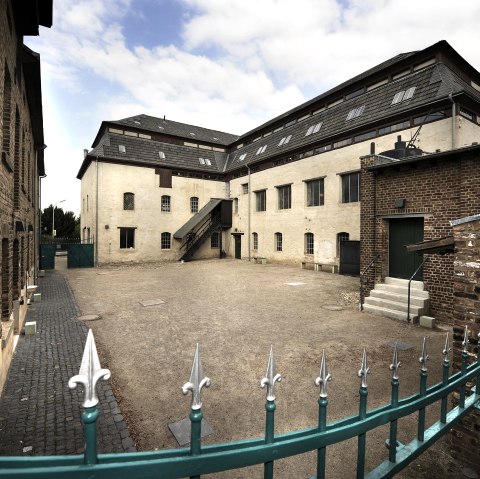 Tuchfabrik Müller - Blick in den Fabrikhof, © LVR-Industriemuseum