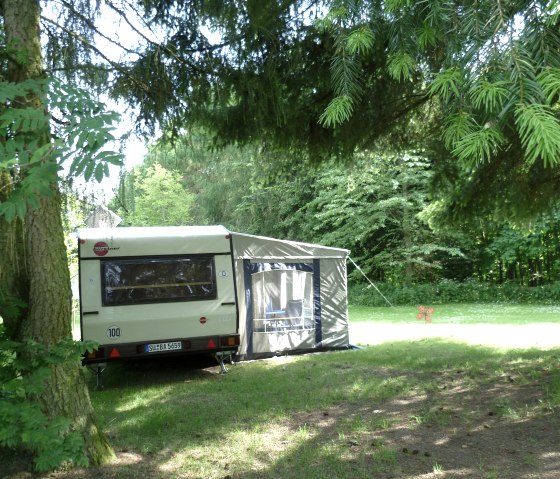 Camping, © Feriendorf Pulvermaar, Frank Fetten