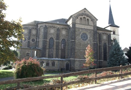 Pfarrkirche St. Arnulf, © VG Pellenz/Manea