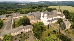 Luftansicht vom Kloster Steinfeld am Eifelsteig, © Eifel Tourismus/D. Ketz