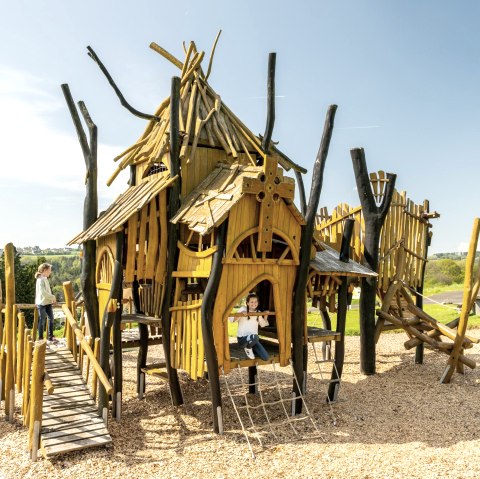 Spielplatz Keltenburg bei Uersfeld, © Eifel Tourismus GmbH, Dominik Ketz