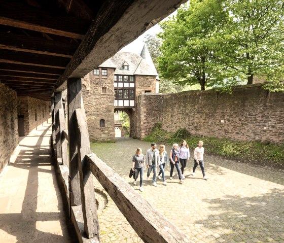 Burg Hengebach in Heimbach, © Eifel Tourismus GmbH, Dominik Ketz