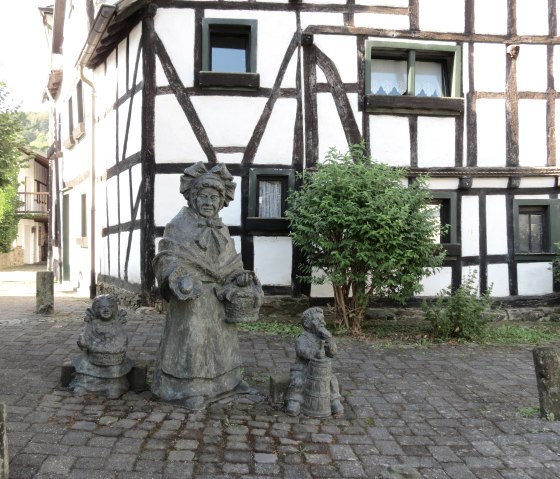 Buttermarkt Brunnen, © TI Hocheifel-Nürburgring,Verbandsgemeindeverwaltung Adenau