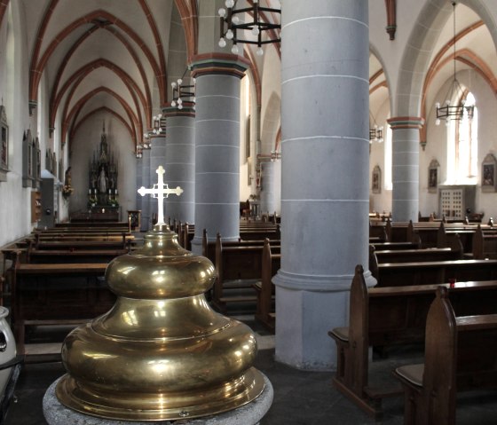 St. Willibrors Innenansicht 2, © VG Pellenz/Manea