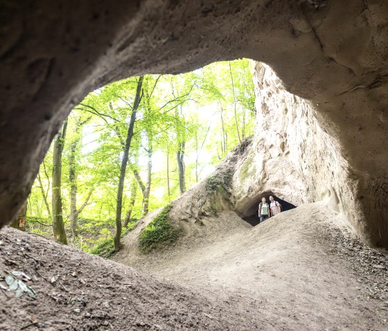 Trasshöhlen erkunden, © Eifel Tourismus GmbH/Dominik Ketz