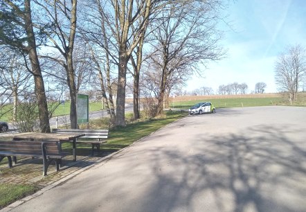 Wanderparkplatz Sowjetische Kriegsgräberstätte, © Rursee-Touristik GmbH