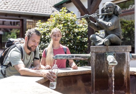 Heilsteinbrunnen Einruhr, © Eifel Tourismus GmbH, AR-shapefruit AG