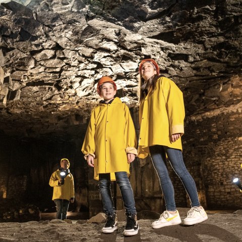 Führung im Lavakeller Mendig, © Eifel Tourismus GmbH, D. Ketz