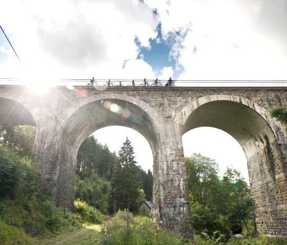 Ein Höhepunkt der Radroute: Das Reichensteiner Viadukt der Vennbahn, © vennbahn.eu