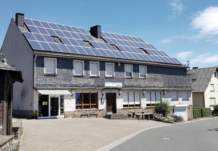 Dorfladen mit Gaststätte in Reudelsterz, © Foto: Svenja Schulze-Entrup, Quelle: Touristik-Büro Vordereifel