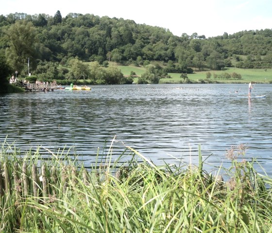 Schalkenmehrener Maar mit Freibad