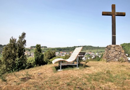 Liege am Ehrenkreuz Riethel, © Jürgen Thierfelder