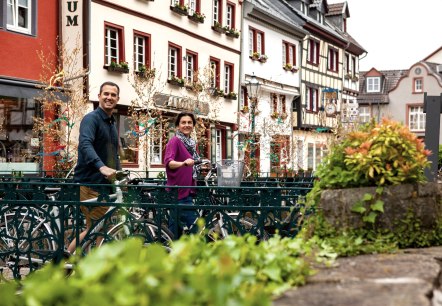 Der Erft-Radweg führt durch Bad Münstereifel mit seinem City-Outlet, © Tourismus NRW e.V.