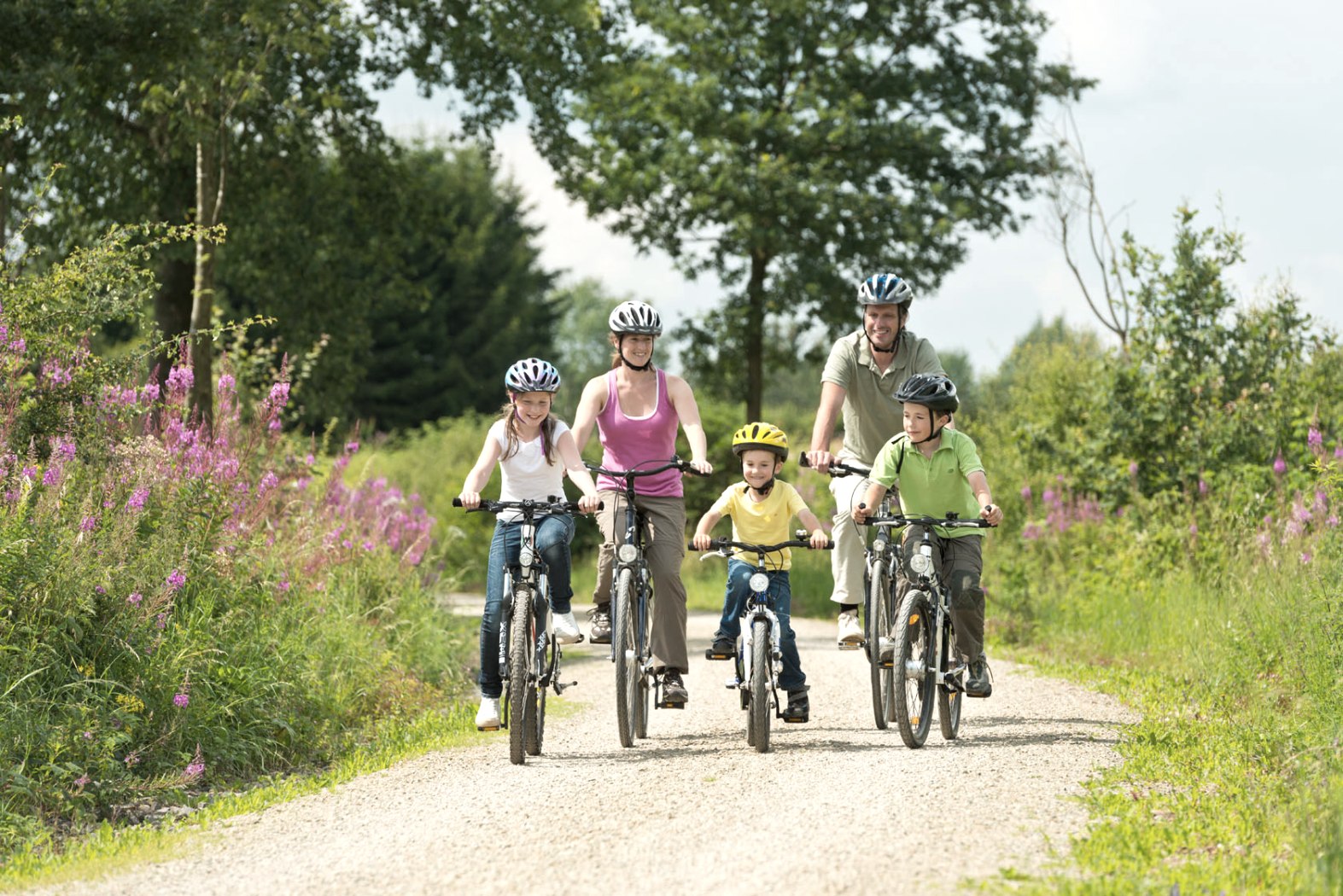 Radtouren mit Kindern in der Eifel: Entspannt auf alten Bahntrassen oder Flussradwegen fernab vom Straßenverkehr., © vennbahn.eu