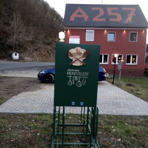 Ladestation Anlaufstelle 257, © Anlauf