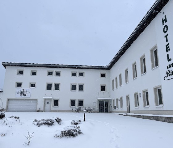 Winter-Parkplatz, © Land-gut-Hotel am Ring ,Boden