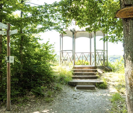 Hohenzollernturm an der Wasserfall-Erlebnisroute, © Eifel Tourismus GmbH, AR-shapefruitAG