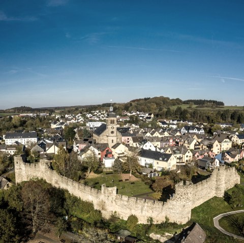 Hillesheim mit Stadtmauer, © Eifel Tourismus GmbH, Dominik Ketz