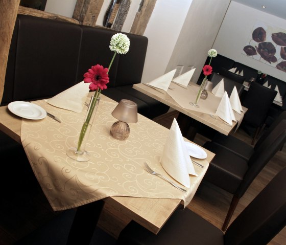 Gr. Restaurant, © Landhotel Ewerts