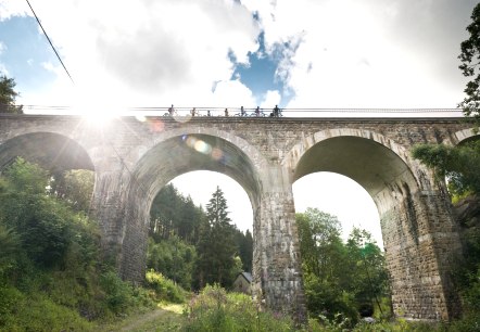 Ein Höhepunkt der Radroute: Das Reichensteiner Viadukt der Vennbahn, © vennbahn.eu