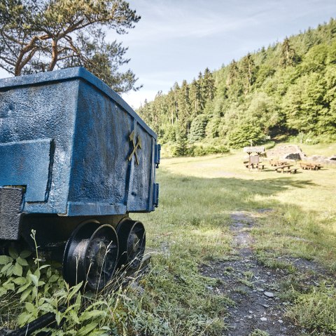 Schieferlore im Kaulenbachtal, © Schieferland Kaisersesch, Marco Rothbrust