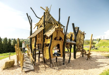 Spielplatz Keltenburg bei Uersfeld, © Eifel Tourismus GmbH, Dominik Ketz